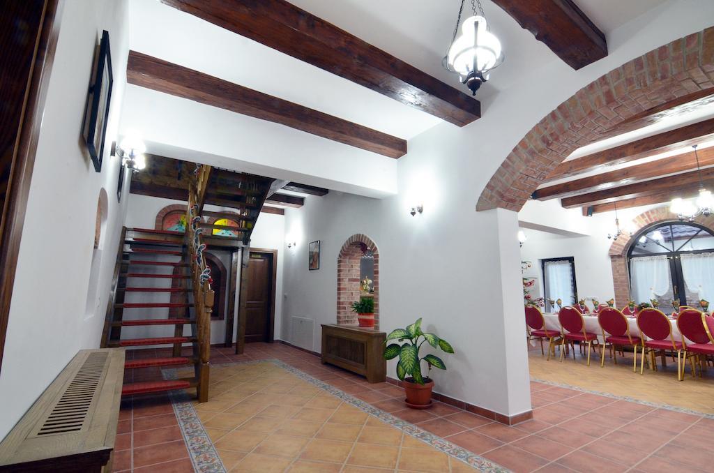 Casa Stefania Hotel Talmacel Exterior photo